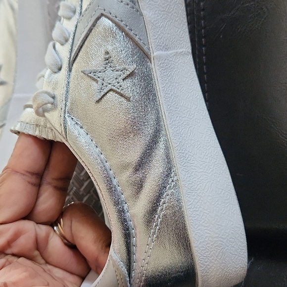 CONVERSE breakpoint Ox metallic silver!! - Picture 3 of 9